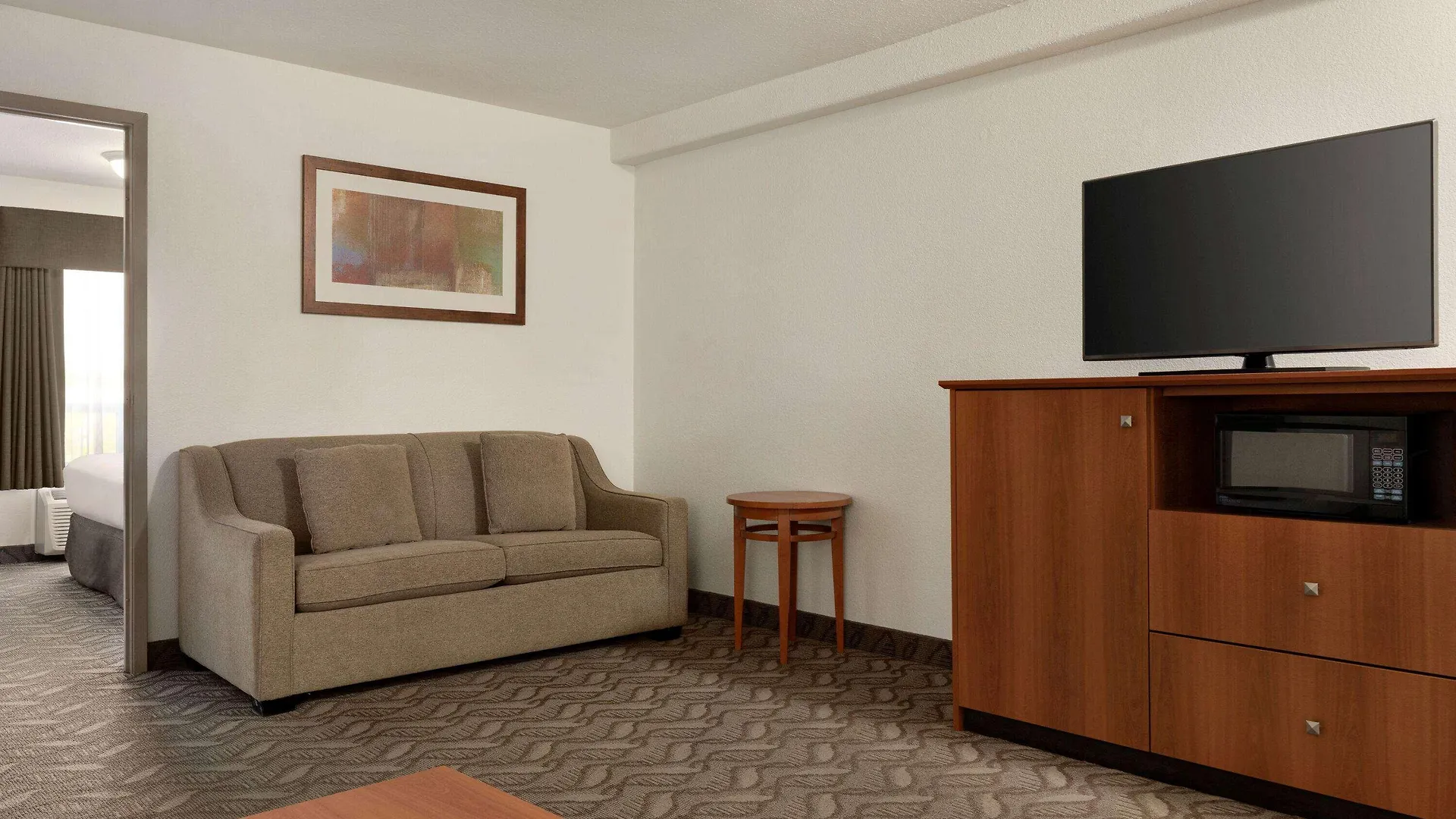 ***  Hotel Super 8 By Wyndham Calgary Shawnessy Area Canada