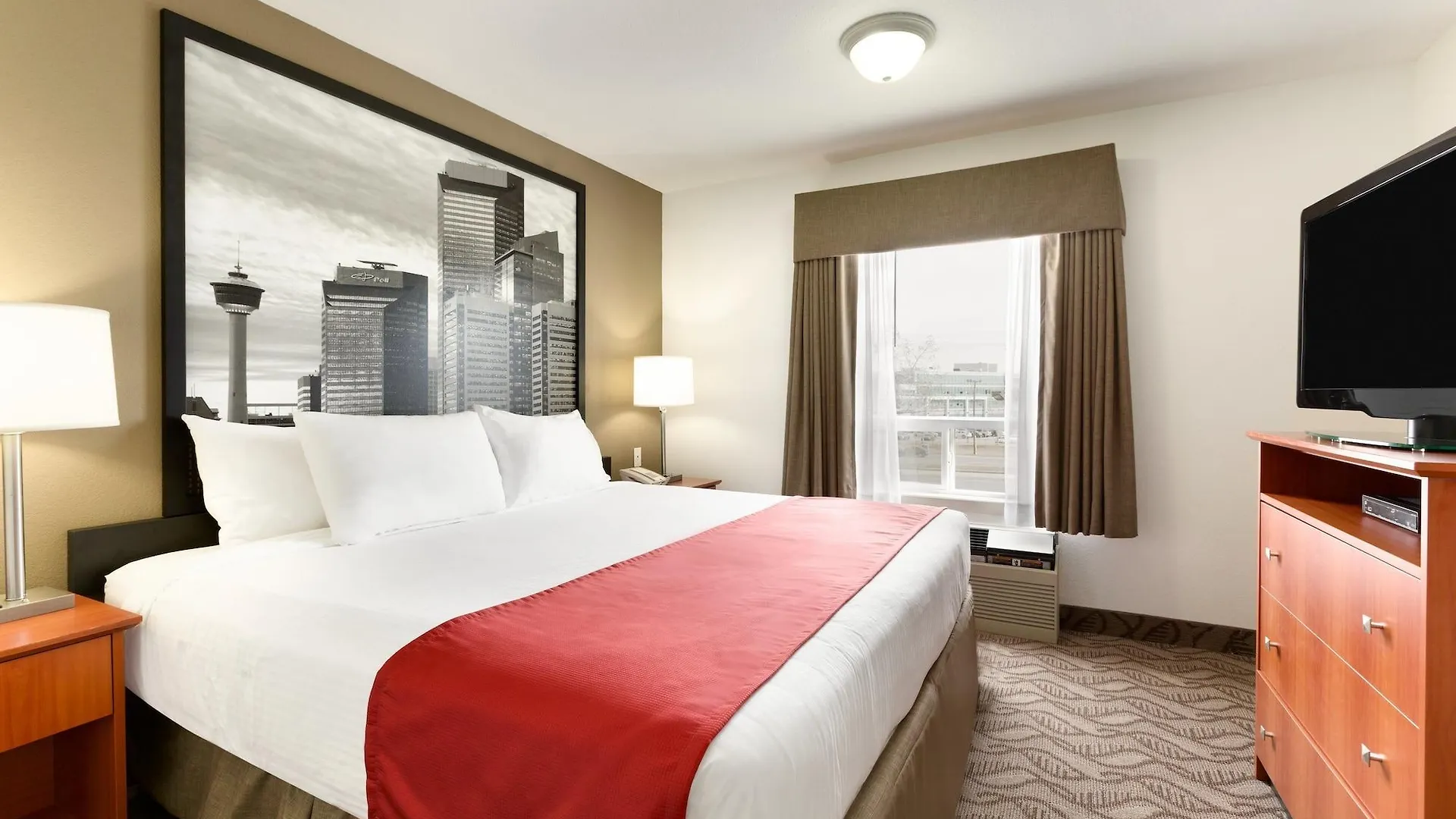 Hotel Super 8 By Wyndham Calgary Shawnessy Area