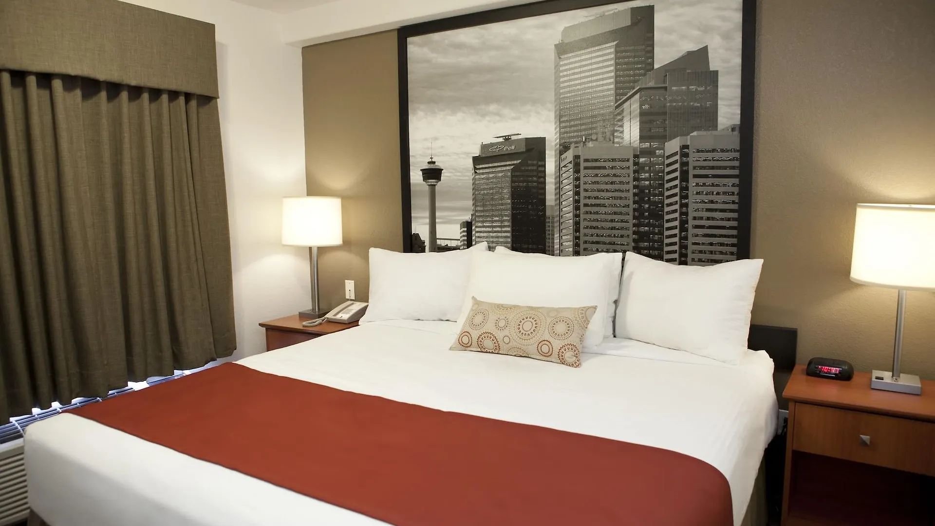 Hotel Super 8 By Wyndham Calgary Shawnessy Area 3*,